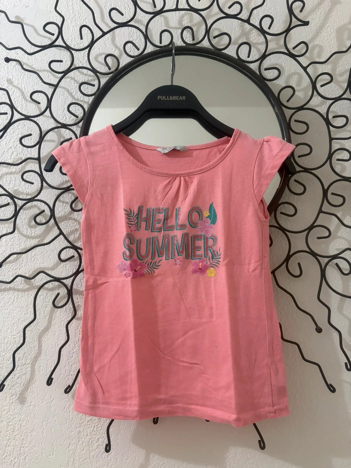 🔵 Camiseta coral rosa Primark "Hello Summer" motivos tropicales brillantes – Talla 6-7 años (122 cm) – photo 2